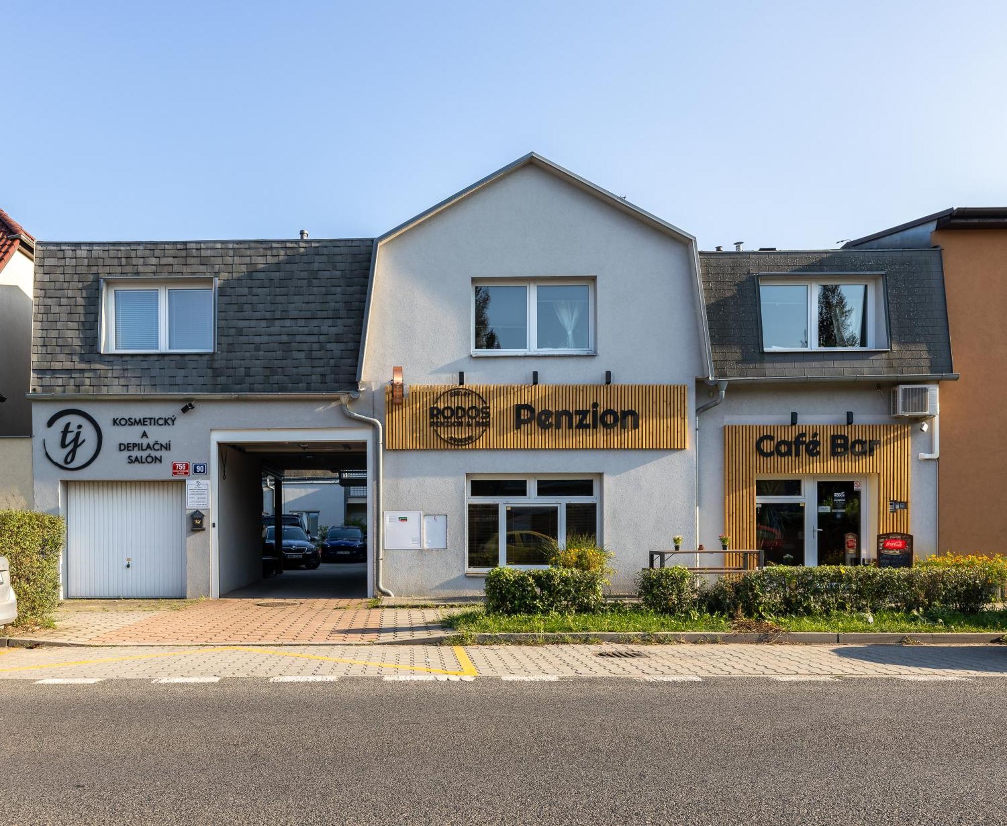 Penzion Rodos - Cafe Praha Eksteriør bilde